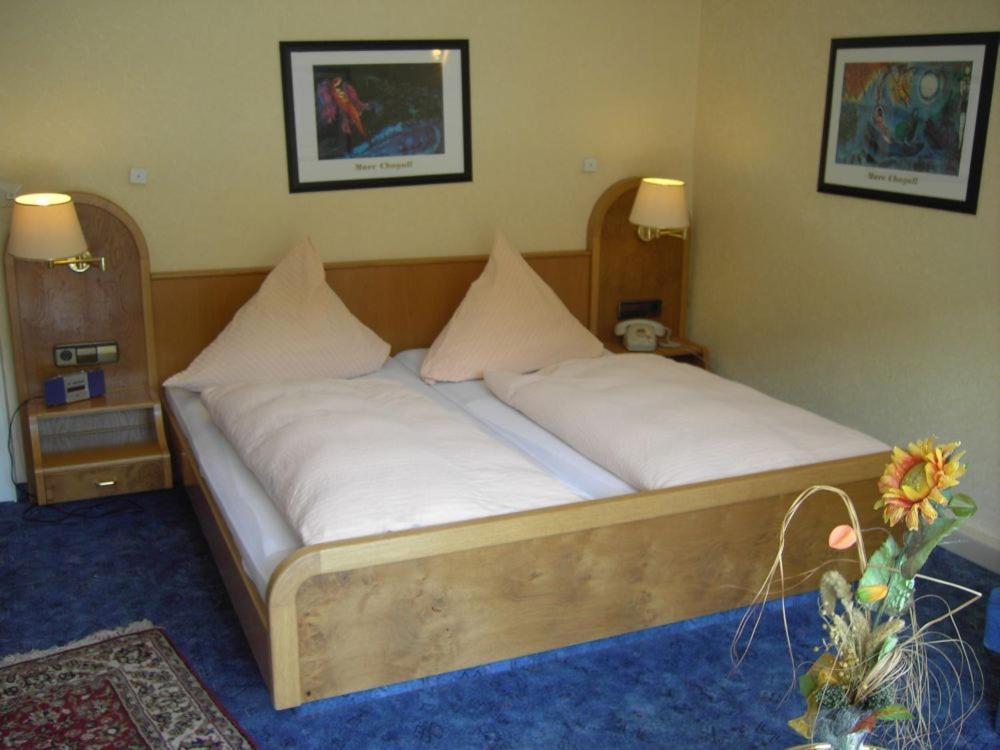 Hotel Traube Bad Wildbad Δωμάτιο φωτογραφία